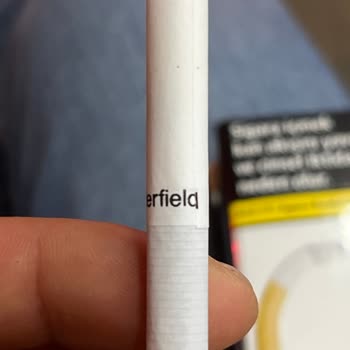 Chesterfield Navy Blue Paketinde Baskı Hatası Ve Kalite Endişesi