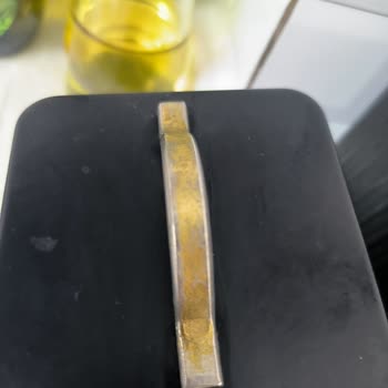 Aryıldız Metal Saklama Kutusu Ve Ekmeklikte Hızlı Paslanma Ve Solma Mağduriyeti