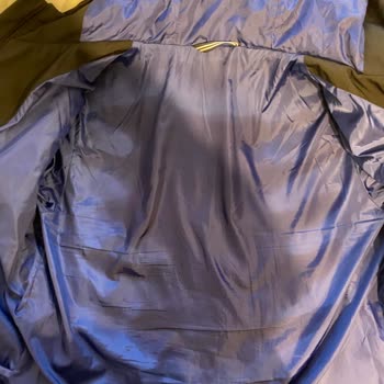 Aşırı Terleten Mont Nedeniyle Sağlık Ve Konfor Sorunu, Mağazadan Çözüm Bekliyorum