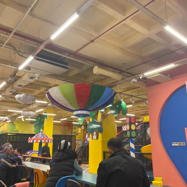 Atlantis Fun City 'de Yaş Kontrolünde Eşitsizlik Ve Keyfi Uygulama