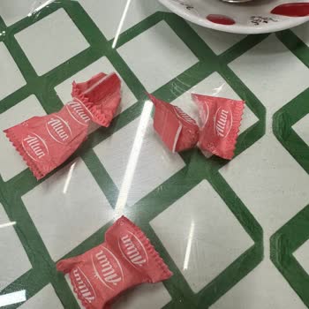 Küp Şekerin İçinde Kıl Buldum Hijyen Ve Sağlık Konusunda Endişeliyim