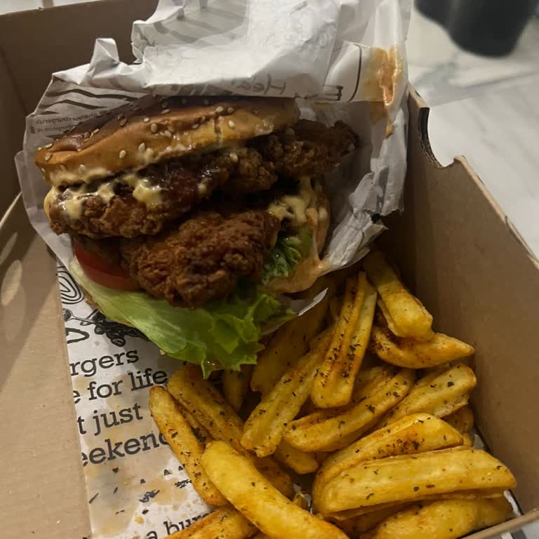 Ohannes Burger Tınaztepe Şubesi'nden Geciken Ve Kalitesiz Sipariş, Yetersiz Müşteri Hizmeti