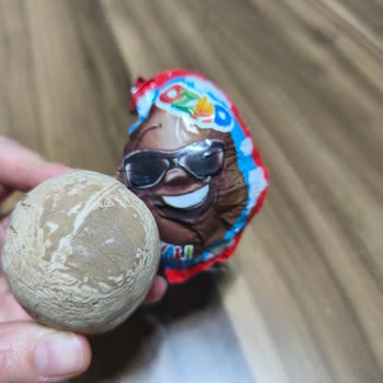 Son Kullanma Tarihi Geçmemiş Ozmo Sürpriz Yumurta Bozuk Çıktı, Güvenimiz Sarsıldı