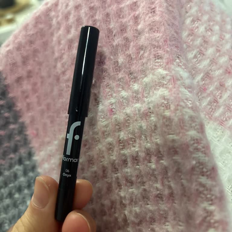 Yeni Alınan Flormar Göz Kalemi İlk Kullanımda Sürekli Kırıldı, Mağdur Oldum