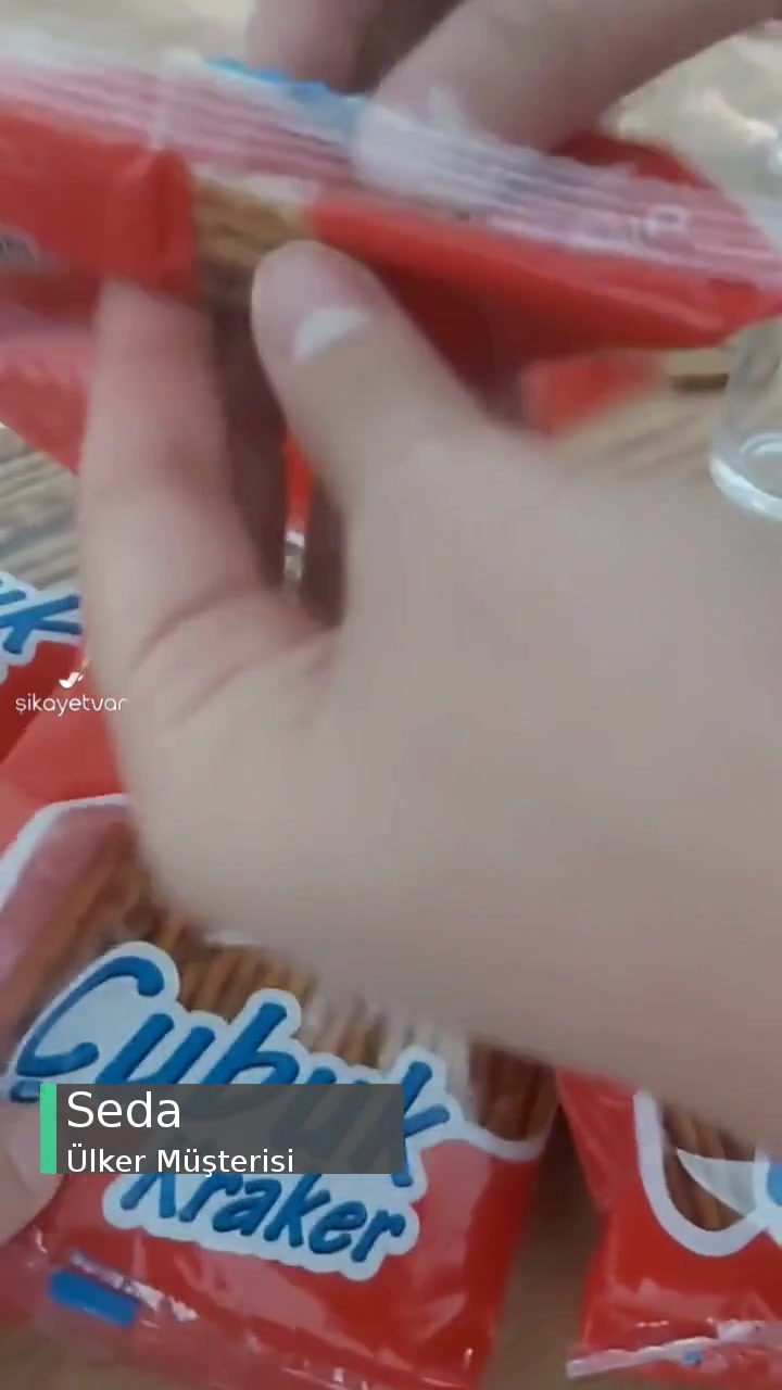 Ülker Çubuk Kraker İçinde Çok Az Var! videonun kapak resmi