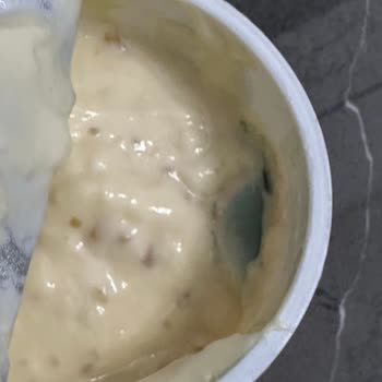 Son Kullanma Tarihi Geçmemiş Yoğurtta Küf Sorunu Ve Sağlık Endişesi