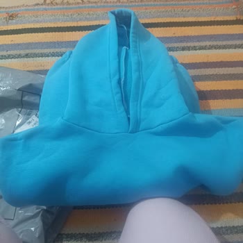 Yanlış Renk Gönderimi Ve İletişimsizlik Nedeniyle Ücret İadesi Talebi