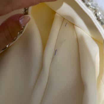 Layla Moda Wedding Dress Hayal Kırıklığı: Nişan Elbisemde Yaşadığım Sorunlar Ve İlgisiz Hizmet