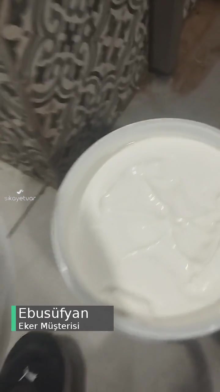 Eker Yoğurttan Kıl Çıktı! videonun kapak resmi