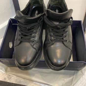 Az Kullanımla Deforme Olan Ayakkabı İçin Değişim Talebi