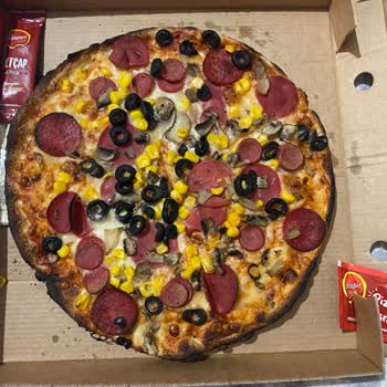 Yanık Pizza Teslimatı Ve İletişim Sorunu: Müşteri Memnuniyetsizliği Ve Denetim Talebi