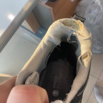 Lumberjack Ayakkabının Kısa Sürede Yırtılması Ve Değişim Talebimin Reddedilmesi