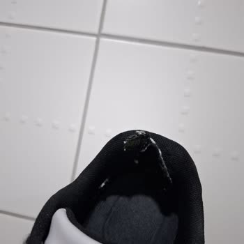 Kısa Sürede Yırtılan Ayakkabı İçin Garanti Dışı Bırakıldım