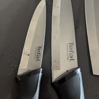 Tefal Comfort 3’lü Bıçak Setinin Kısa Sürede Paslanması Ve Değişim Talebi