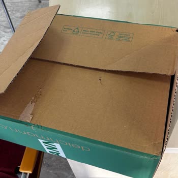 Deichmann'dan Sipariş Edilen Ayakkabının Korumasız Ve Düzensiz Teslimatı