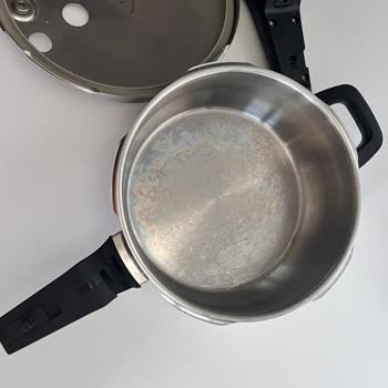 Düdüklü Tencere Kapağının Aniden Çıkmasıyla Büyük Güvenlik Riski Yaşadık