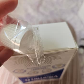 Bebek Vitamin Damlasında Hijyen Şüphesi Ve Güven Sorunu