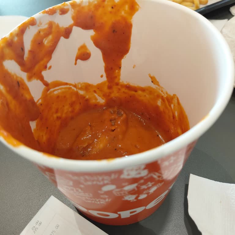 Popeyes'ta Sulandırılmış Sos Ve Kaba Çalışanla Yaşadığım Hayal Kırıklığı