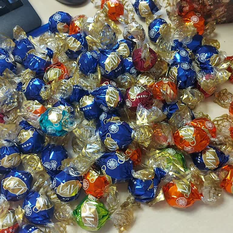 Karışık Çikolatada Çeşit Dengesizliği Ve Yanıltıcı İçerik Sorunu Yaşadım