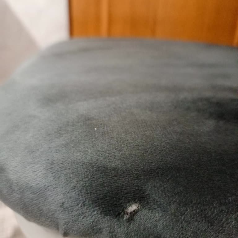 Değişim Sonrası Kusurlu Sandalye Ve Haksız Nakliye Ücreti Mağduriyeti