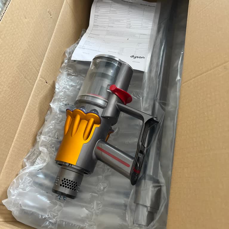 Servise Eksiksiz Gönderdiğim Dyson V12 Süpürgemin Filtre Ve Bataryası Eksik İade Edildi