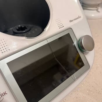 Vorwerk Garanti Kapsamındaki Cihazım Servisten Daha Hasarlı Ve Bilgisizce İade Edildi