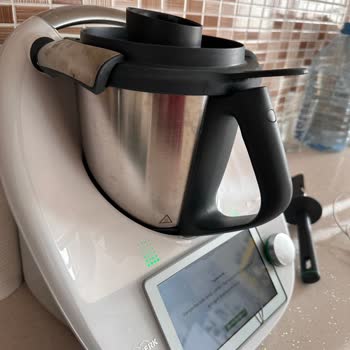 Vorwerk Garanti Kapsamındaki Cihazım Servisten Daha Hasarlı Ve Bilgisizce İade Edildi