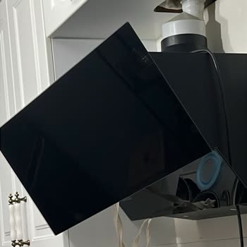 Kullanılmamış Samsung Davlumbazın Camı Üzerime Düştü Sorumluluk Bana Yüklendi