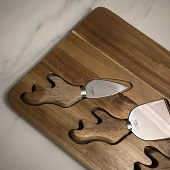 Kısa Sürede Renk Atan Bambu Sunumluk Ve İlgisiz Mağaza Yaklaşımı