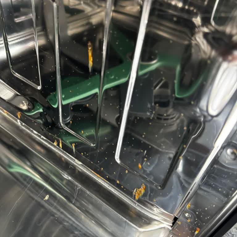 Yeni Alınan Arçelik Bulaşık Makinesinin Kısa Sürede Paslanması Ve Mağduriyetimin Giderilmemesi