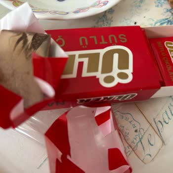 Son Kullanma Tarihi Geçmemiş Çikolatanın Bozuk Çıkmasıyla Hayal Kırıklığı