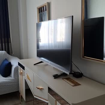 Yanlış Ürün, Geç Teslimat Ve Kısa Sürede Renk Atan Mobilyalar Nedeniyle Mağduriyet