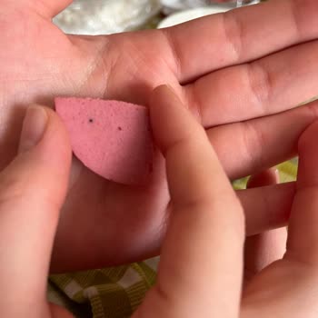 Pınar Doyum Salamda Siyah Lekeler Ve Sağlık Endişesi