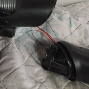 Yeni Aldığım Philips Dikey Süpürgenin Başlığı Kırıldı Garantiye Girer Mi