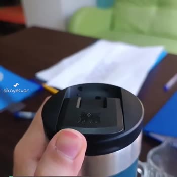 Stanley Termos Kapağı Açınca Yüze Sıcak Püskürtme