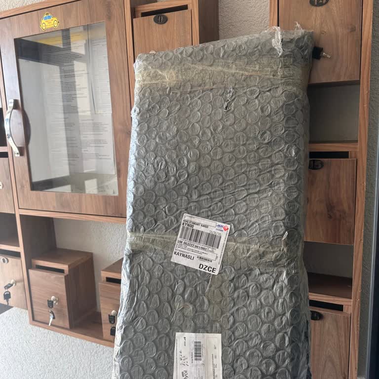 Aras Kargo Teslimatında Daire Kapısına Çıkarılmayan Dolap Mağduriyeti