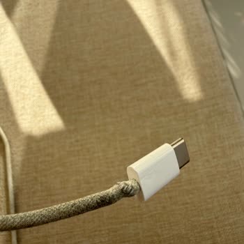 iPhone Örgü Kablo Garanti Dışı Bırakıldı: Müşteri Memnuniyeti Hayal Kırıklığı