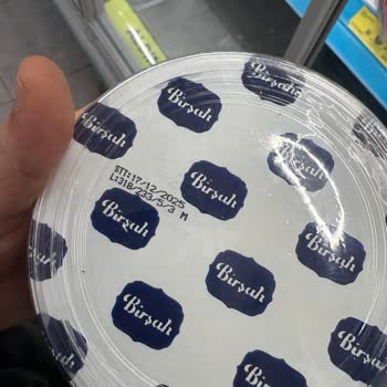 A101'de Süresi Geçmiş Yoğurtlar: Gıda Güvenliği İhmal Ediliyor