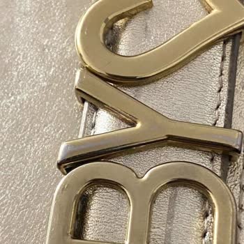 Kısa Sürede Deforme Olan Kılıf Ve Charmlar Hayal Kırıklığı Yarattı