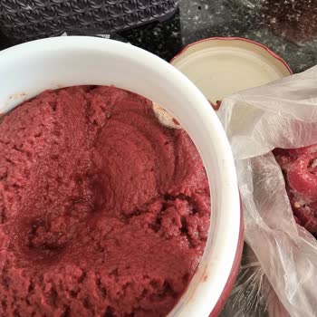 Siparişimde Böcek Ve Küf Çıktı, Hijyen Ve İade Belirsizliği Yaşıyorum