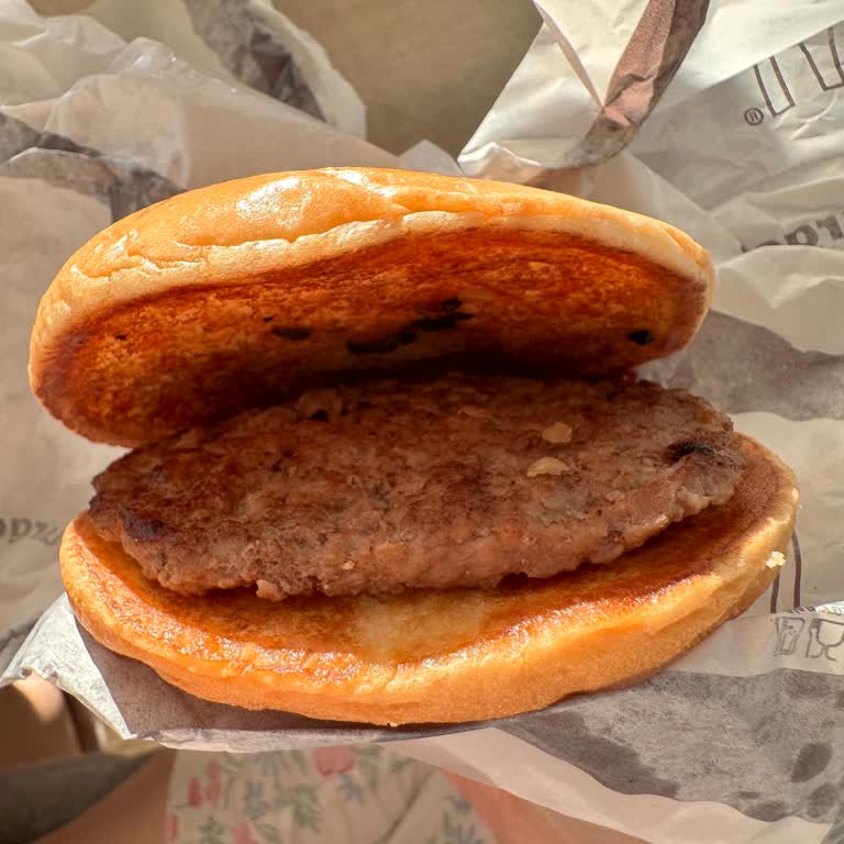 Çocuk Menüsü Hem Oyuncaksız Hem Eksik İçerikle Teslim Edildi