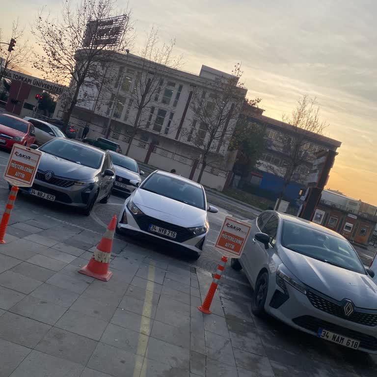 İş Yerimin Önünün Sürekli Araçlarla Kapatılması Faaliyetlerimi Engelliyor