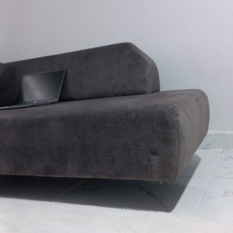 Kırılan Koltuk Ayağı İçin Haftalardır Parça Temin Edilmedi, Bilgilendirme Yapılmıyor