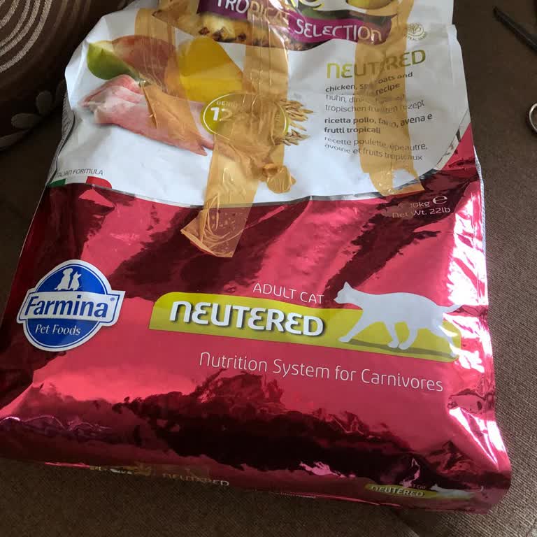 Farmina Customer Service Dismissed Complaint About Undated Cat Food Packaging