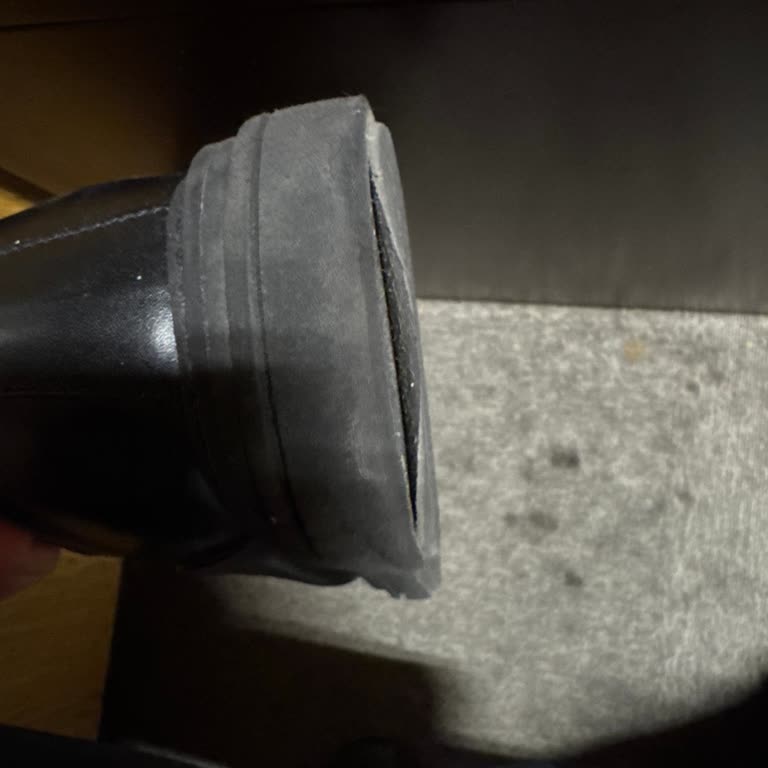 İki Kez Aldığım Ayakkabıda Aynı Sorun, Firma Çözüm Sunmuyor