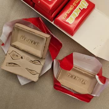 Son Tüketim Tarihi Geçmemiş Üründe Bozulma: Ülker Napoliten Çikolata Hayal Kırıklığı