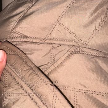 Tuğba Giyim Kısa Sürede Deforme Olan Mont ve İlgisiz Mağaza Yaklaşımı Hayal Kırıklığı Yarattı