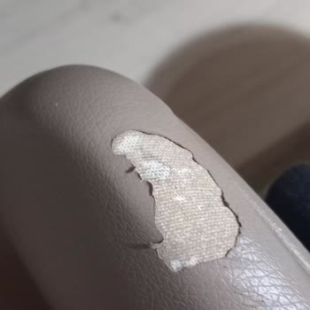 Kısa Sürede Deforme Olan Sandalyeler İçin Ücretsiz Değişim Talebi