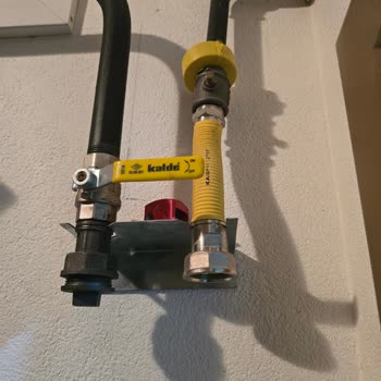 İzgaz Bilgilendirme Yapılmadan Doğalgaz Sayacım Söküldü, Mağduriyet Yaşıyorum