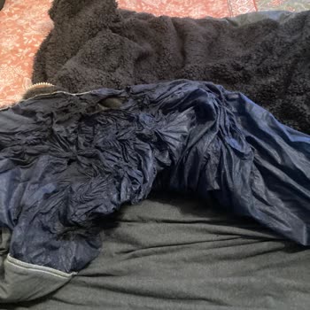 İlk Yıkamada Kullanılamaz Hale Gelen Nevresim Seti Ve Yetersiz Destek